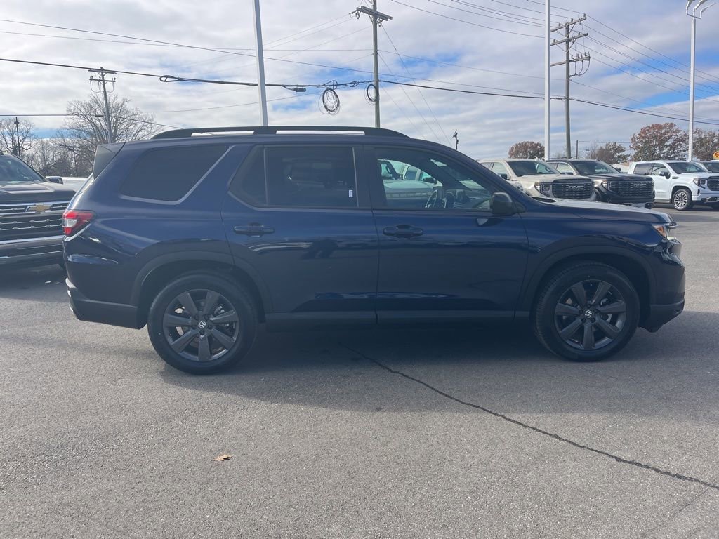 View vehicle photo 6