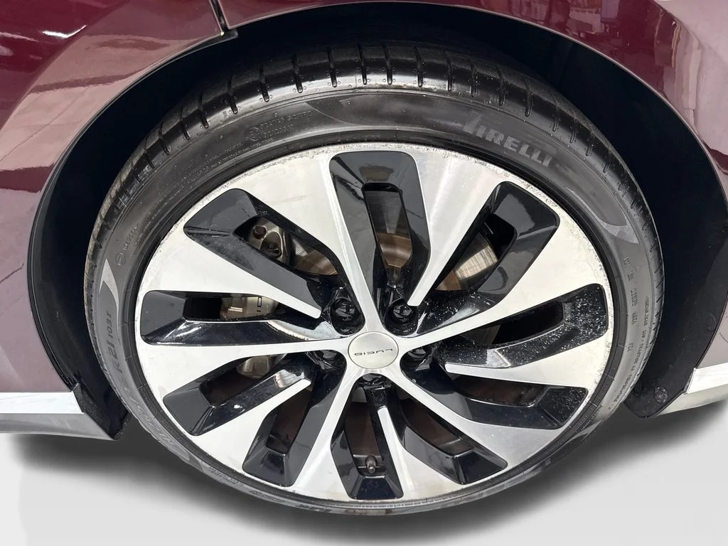 Used 2022 Red Lucid Grand Touring image 75