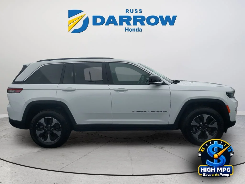 Used 2024 White Jeep 4xe image 6