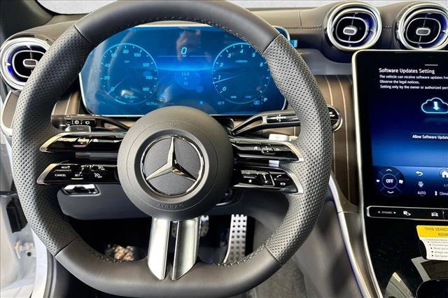 New 2026 MANUFAKTUR Moonlight White Metallic Mercedes-Benz GLC 300 image 41