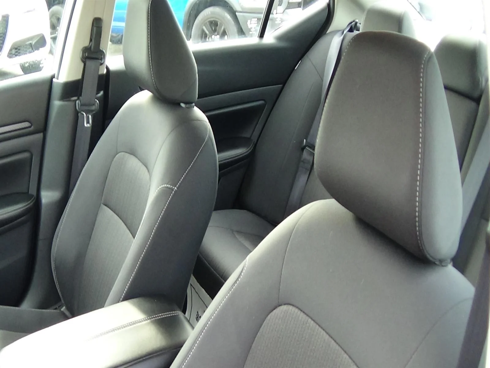 Certified Used 2025 Glacier White (qak) Nissan 2.5 SV image 18