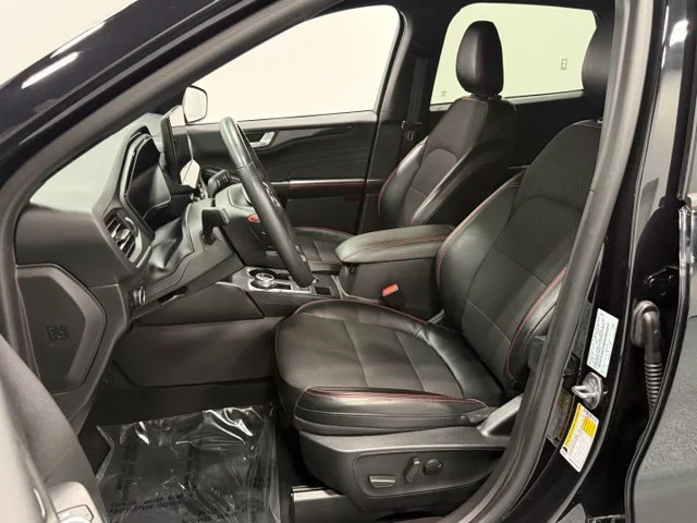 Used 2023 Black Ford ST-Line image 12