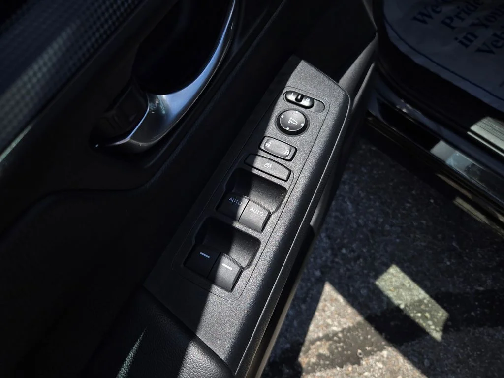 Used 2025 Black Honda Sport image 13
