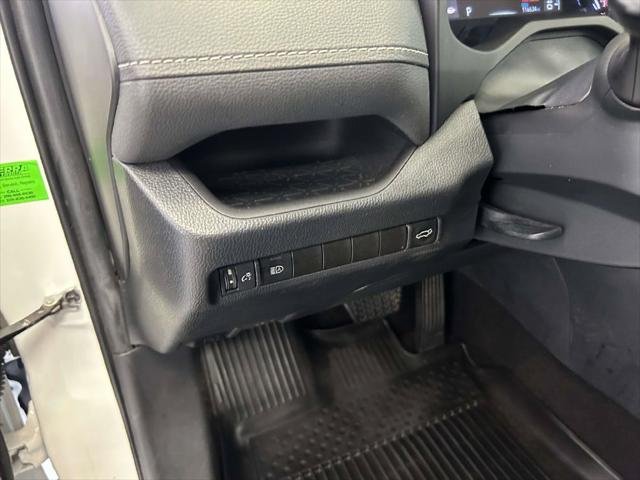 Certified Used 2024 ICE CAP Toyota  image 16