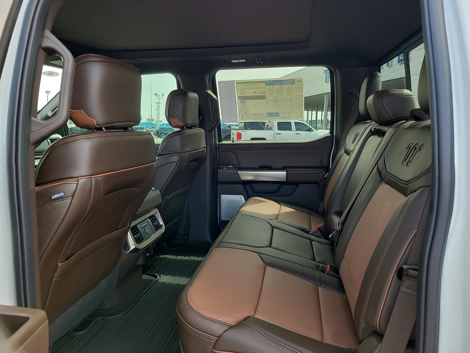 New 2026 Star White Metallic Tri-Coat Ford F-250&reg; King Ranch&reg; image 9