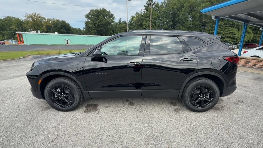 New 2026 Black Chevrolet 2LT image 5