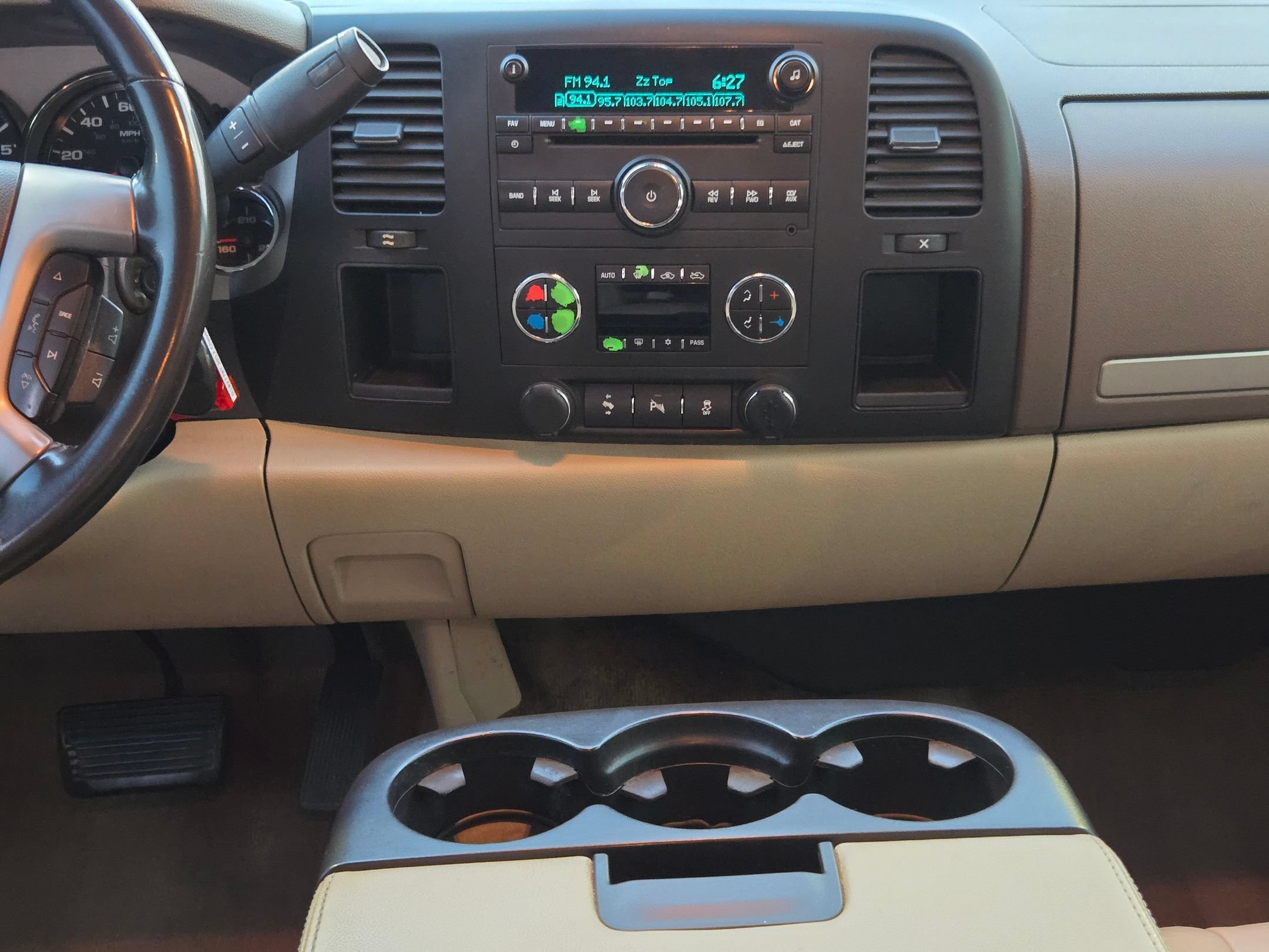 Used 2012 Summit White Chevrolet LT image 16
