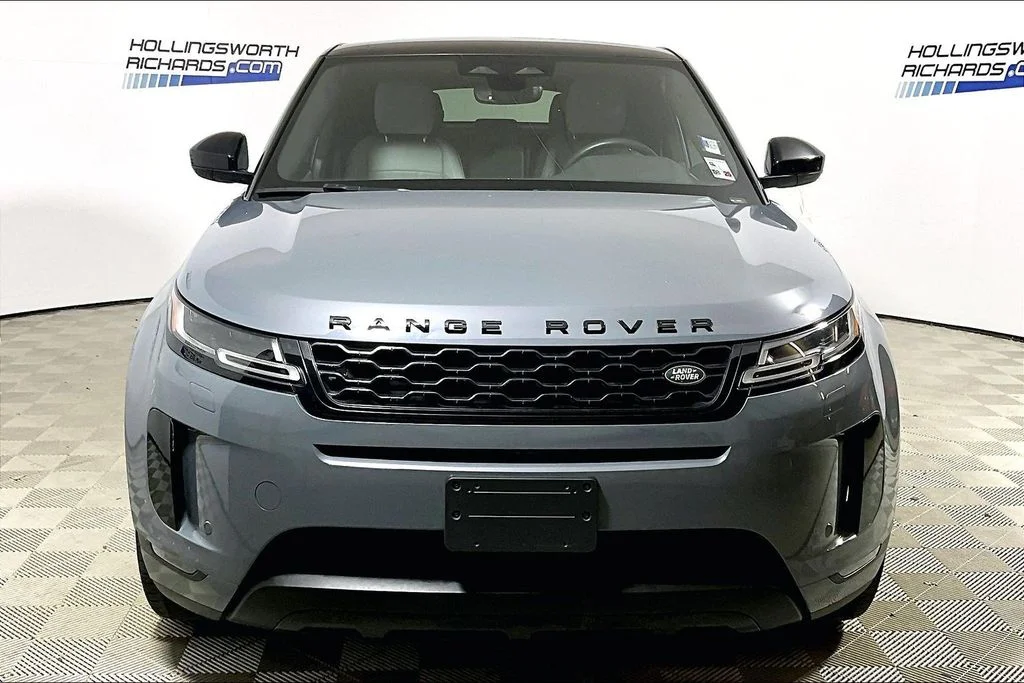 Used 2023 Nolita Grey Land Rover SE image 2