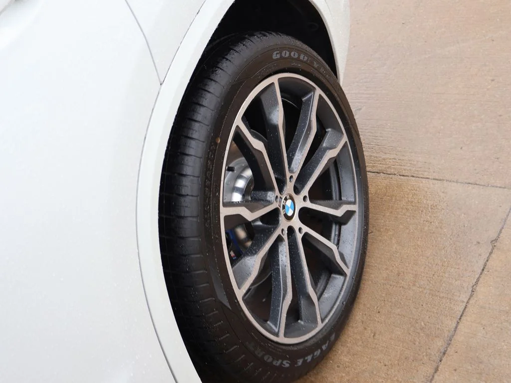 Used 2021 Alpine White BMW M40i image 45