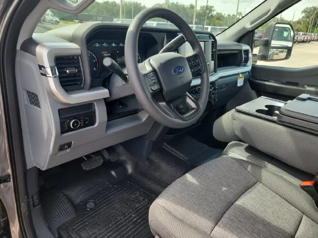 New 2027 Gray Metallic Ford XL 4WD CREW CAB image 19