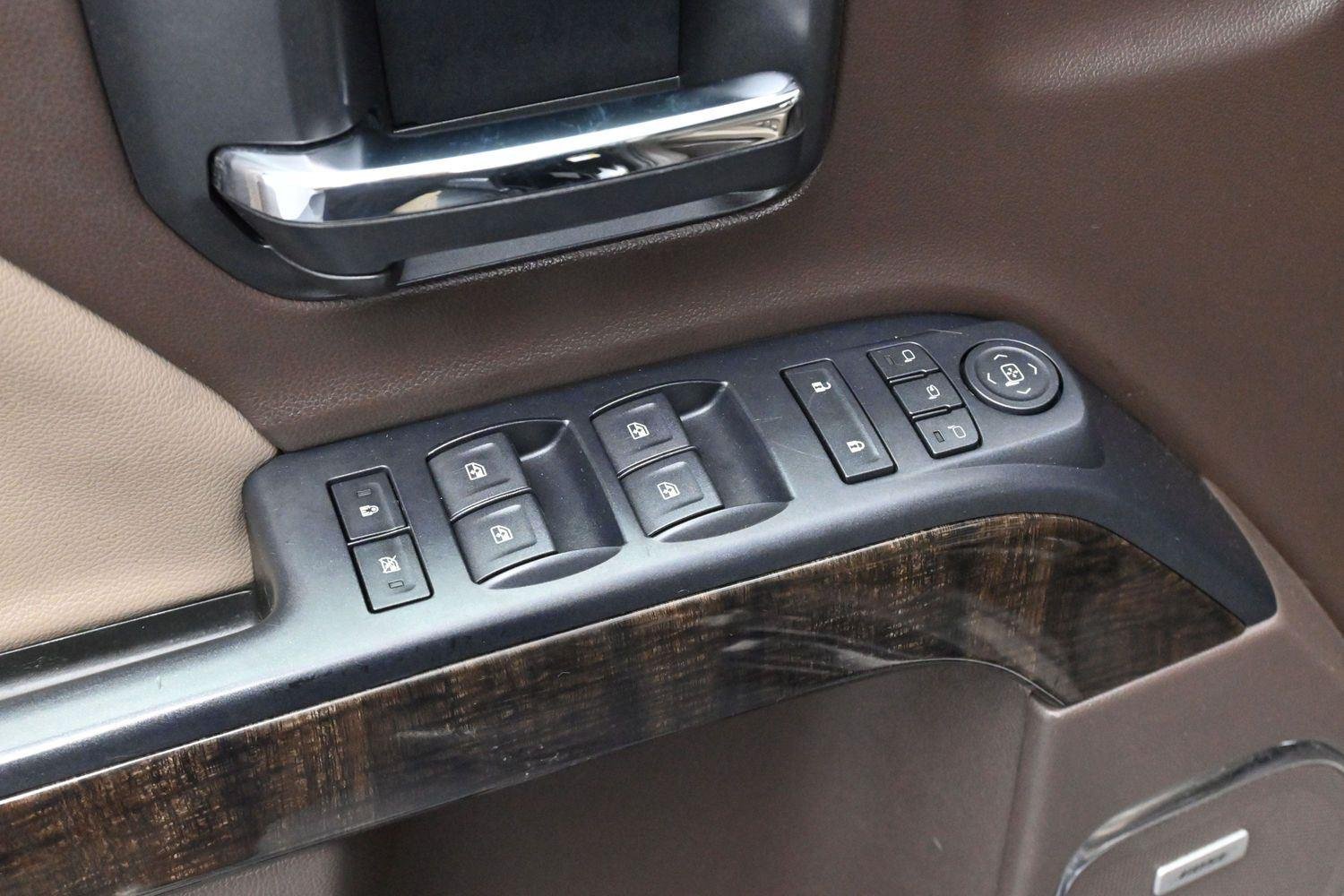 Used 2015 Onyx Black GMC Denali image 11