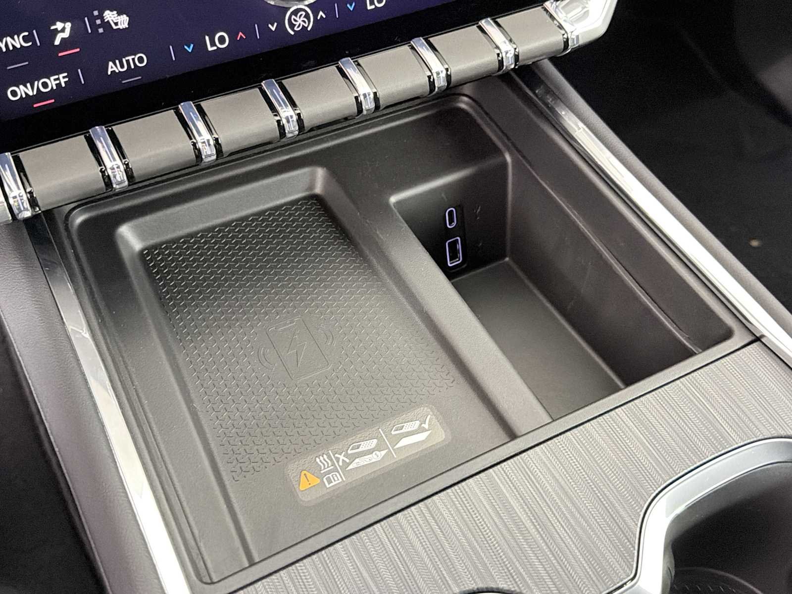 2026 GMC Acadia Elevation - Photo 32