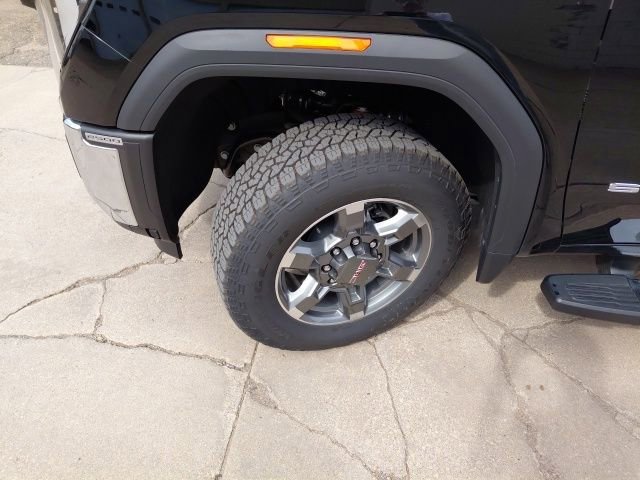 New 2025 Onyx Black GMC SLT image 41