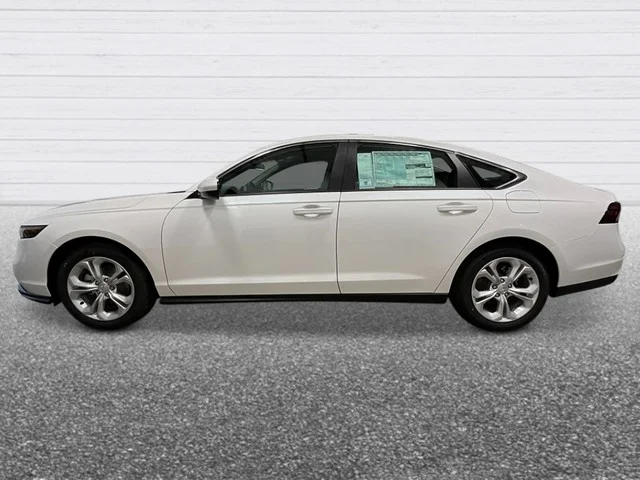 New 2026 Platinum White Pearl Honda LX image 3