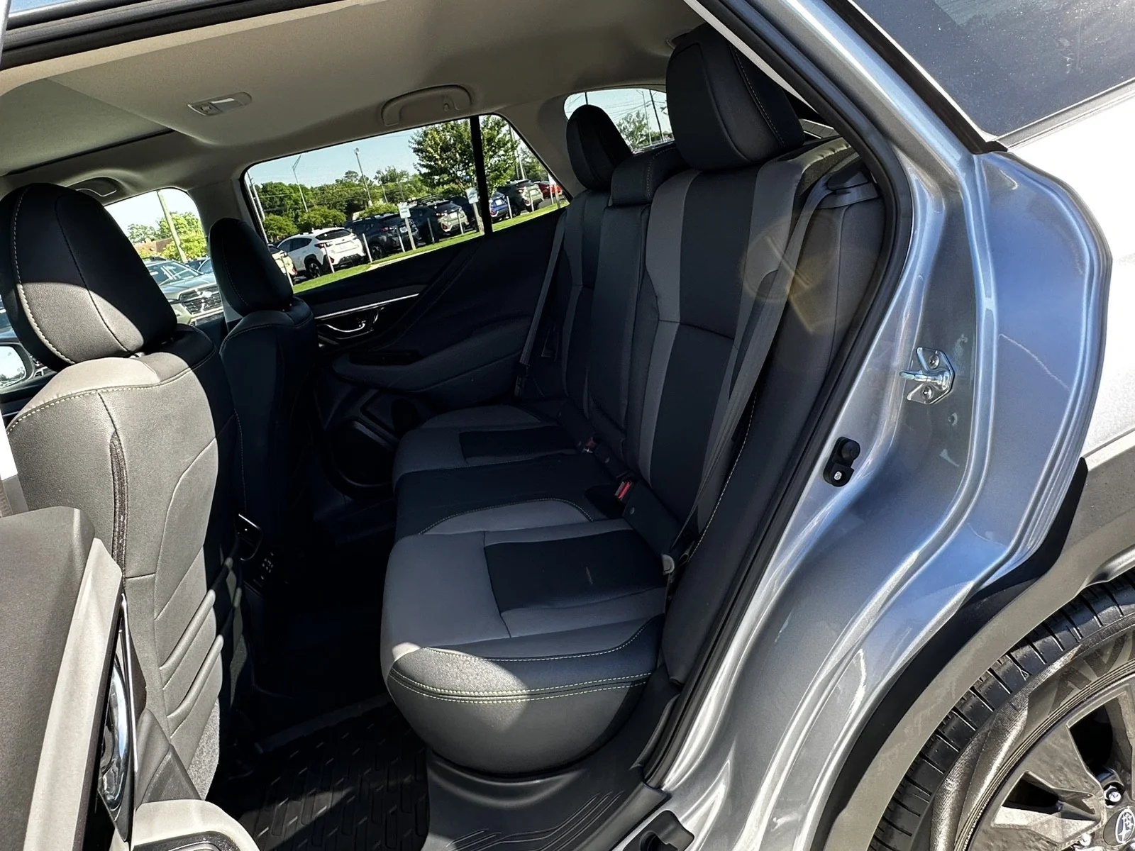 2025 Subaru Outback Onyx Edition - Photo 13