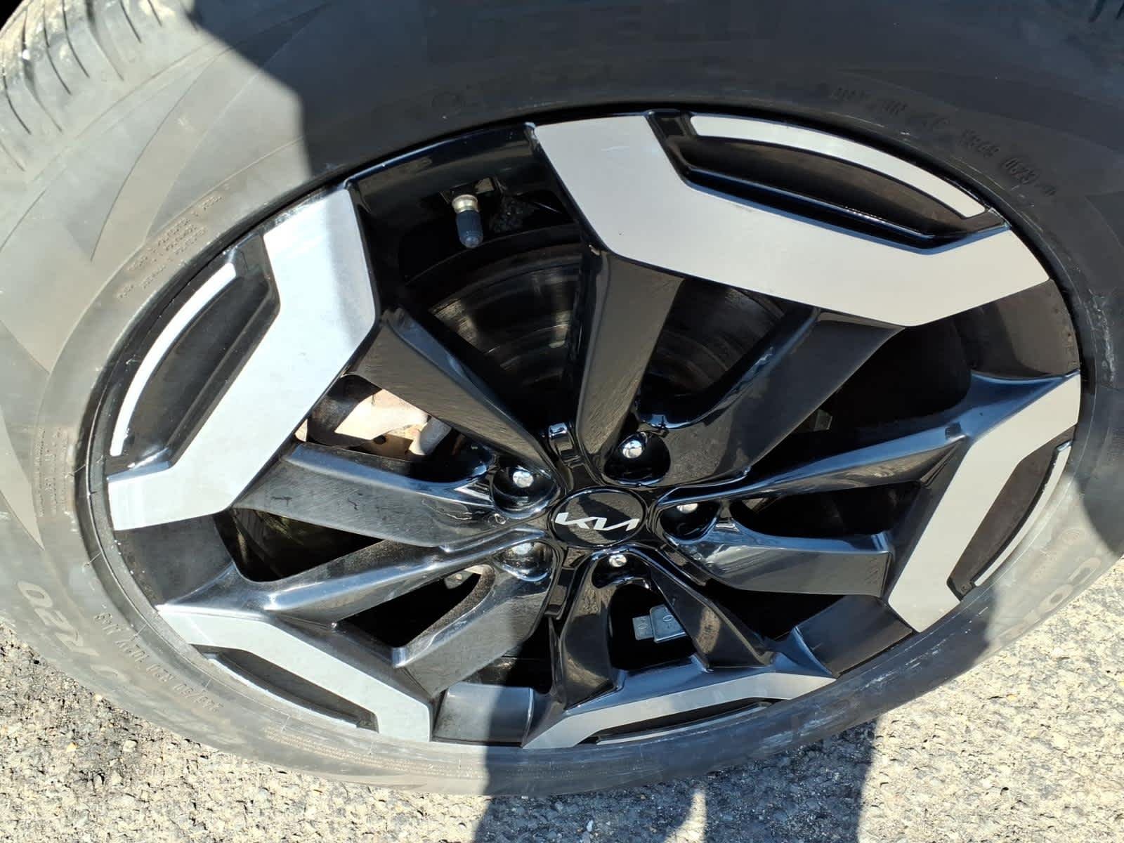 2024 Kia Telluride S - Photo 7