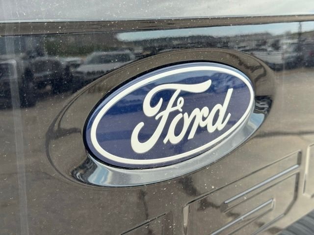 New 2026 Agate Black Metallic Ford XL image 17