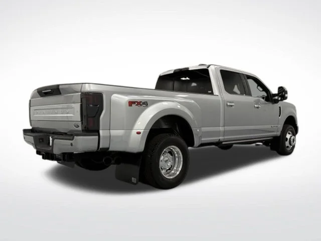 Used 2022 Silver Ford Platinum image 11