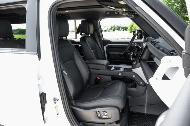 New 2026 White Land Rover S image 44