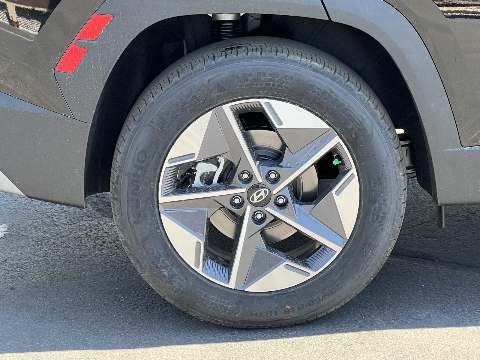 New 2026 Phantom Black Hyundai SEL Premium image 15
