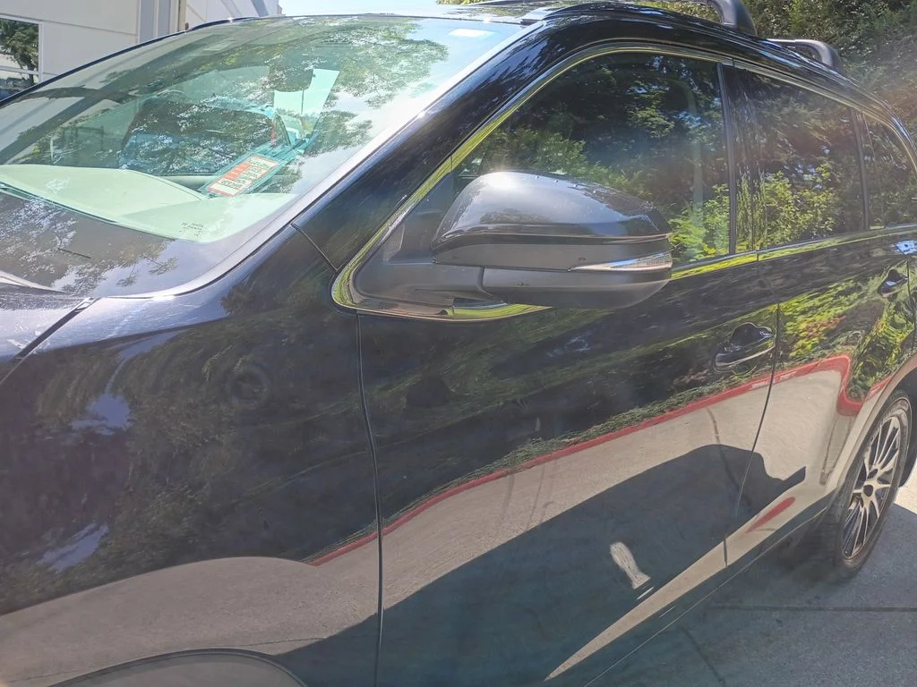 Used 2017 Midnight Black Metallic Toyota SE image 9