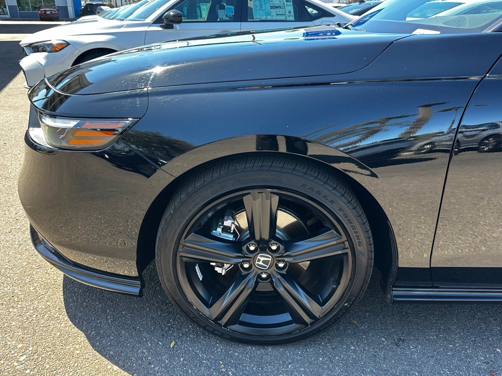 Certified Used 2024 Crystal Black Pearl Honda Sport-L image 5