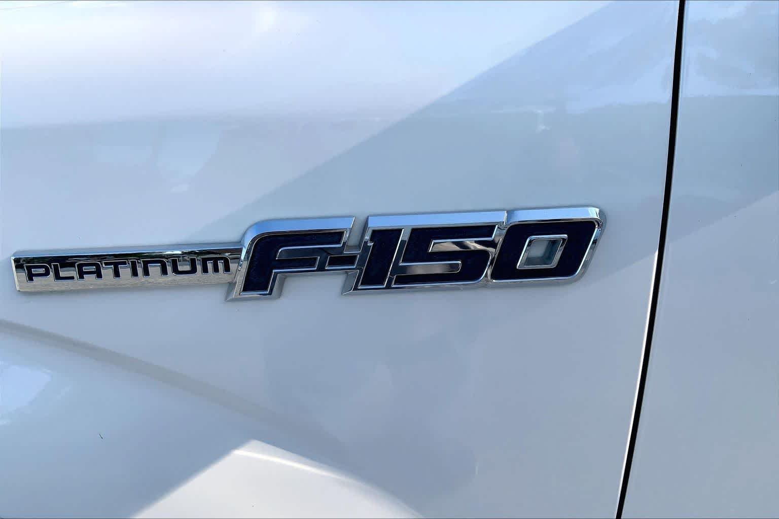 Used 2014 White Platinum Metallic Tri-Coat Ford Platinum image 10