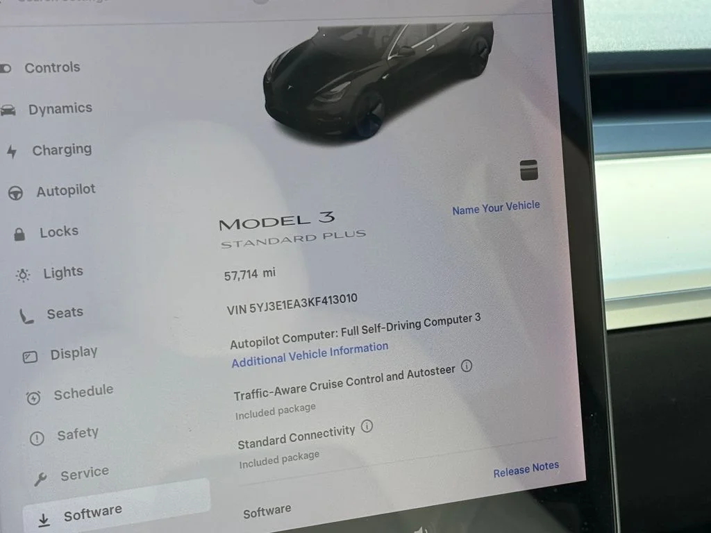 Used 2019 Black Tesla Standard Range Plus image 11