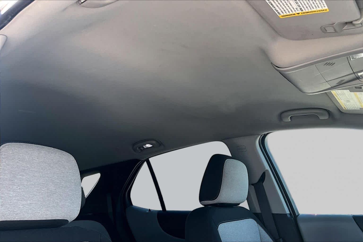 Used 2022 Summit White Chevrolet LS image 13