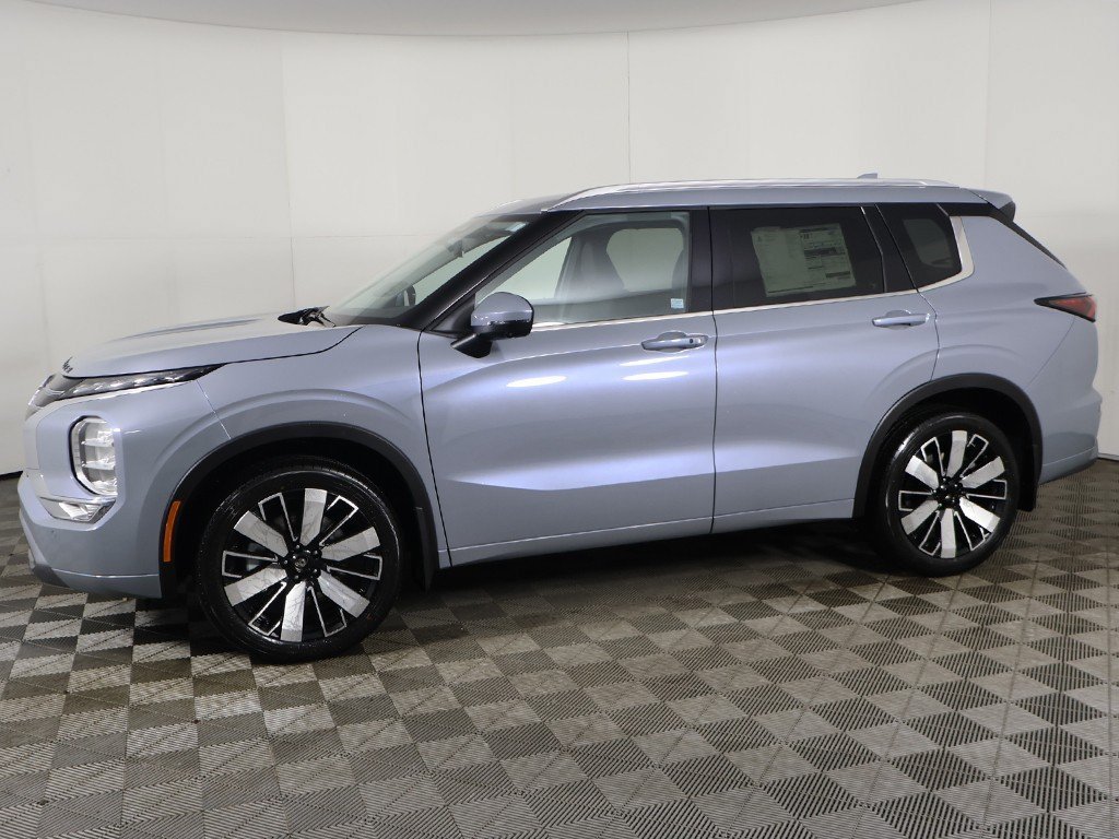 2026 Mitsubishi Outlander SEL - Photo 22
