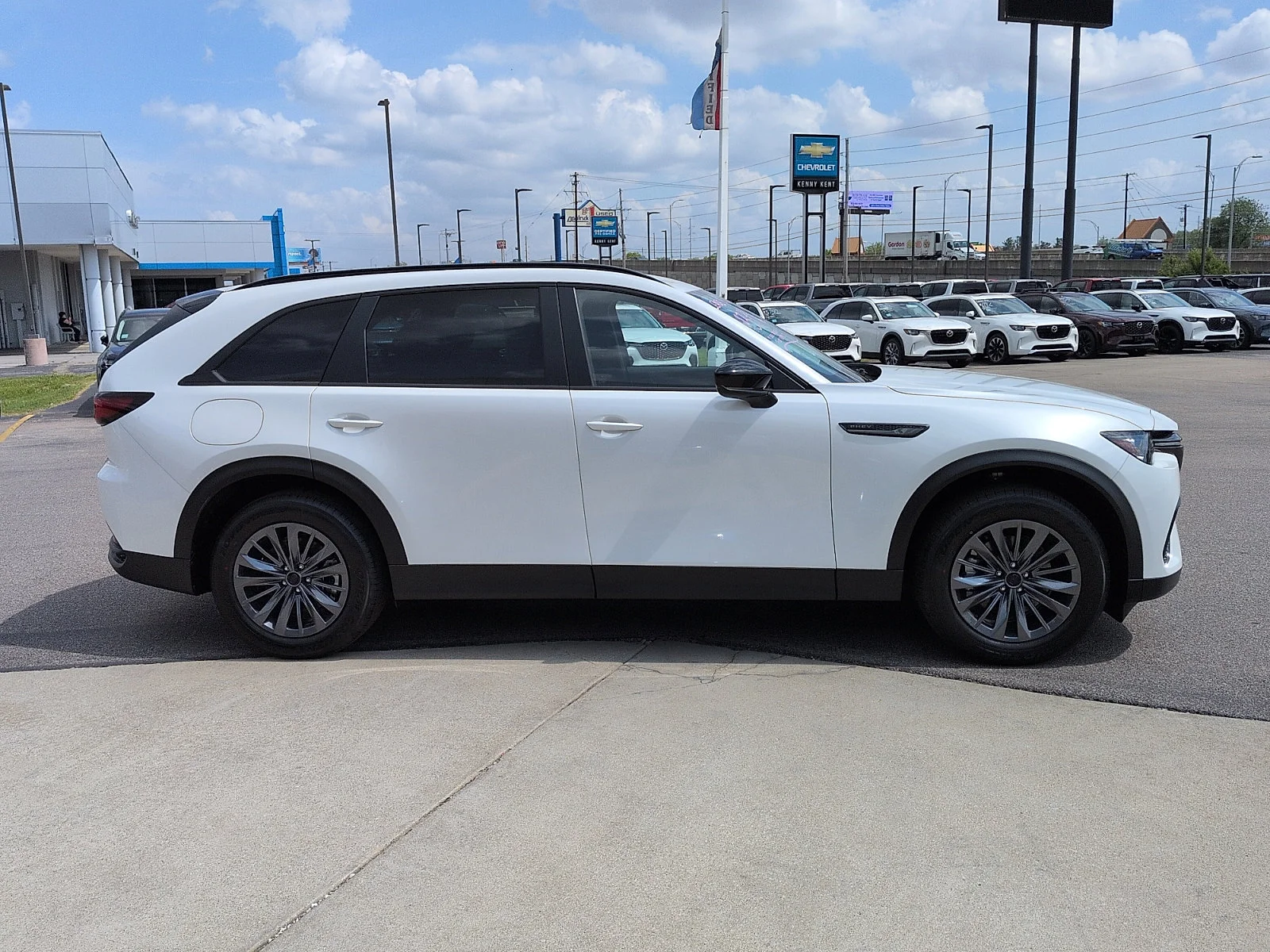 New 2026 Rhodium White Premium Mazda SC image 2