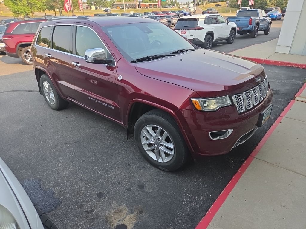 Used 2018 Jeep Grand Cherokee Overland with VIN 1C4RJFCG5JC216099 for sale in Fergus Falls, Minnesota