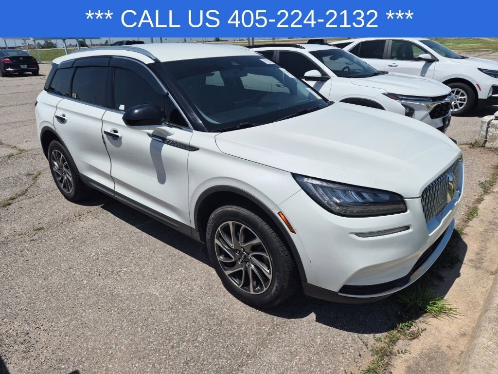 Used 2021 White Lincoln Standard image 17