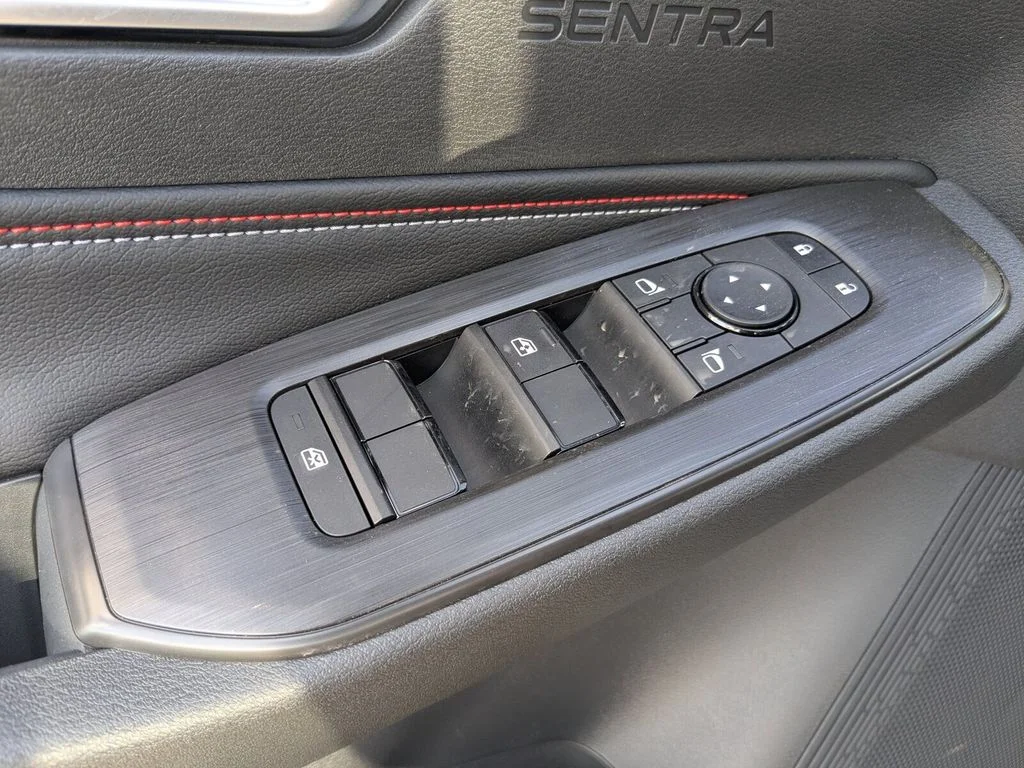 New 2027 Energetic Ember / Super Black Two-tone Nissan SR image 20