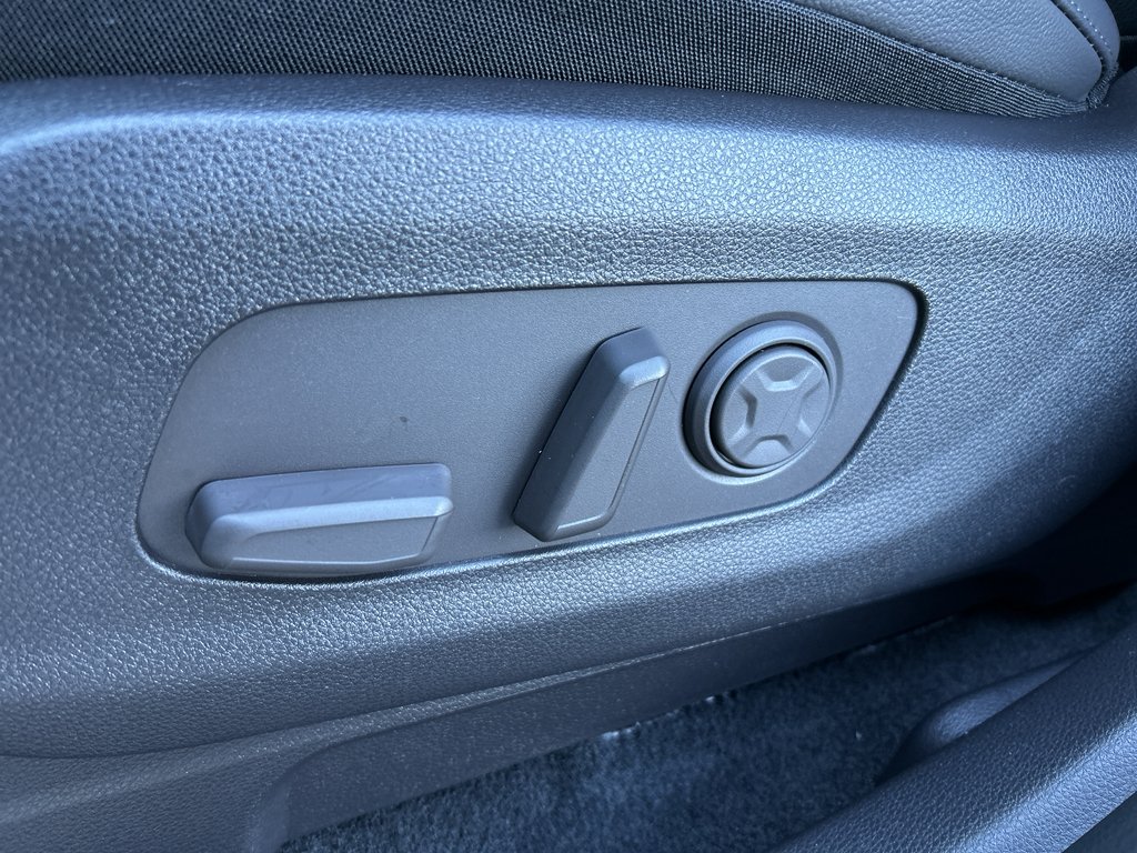 New 2026 Ivory Silver Kia SX Prestige image 20