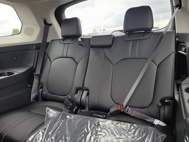 New 2026 Platinum White Pearl Honda Touring Blackout image 18