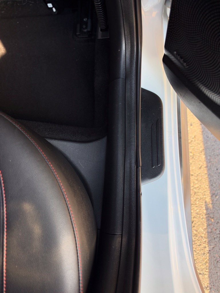 Used 2019 Chalk White Hyundai Turbo image 37