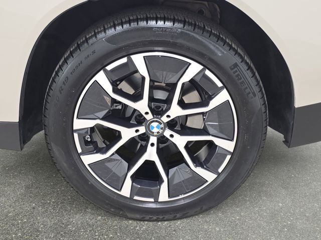 Certified Used 2026 Dune Grey Metallic BMW 30 xDrive image 26