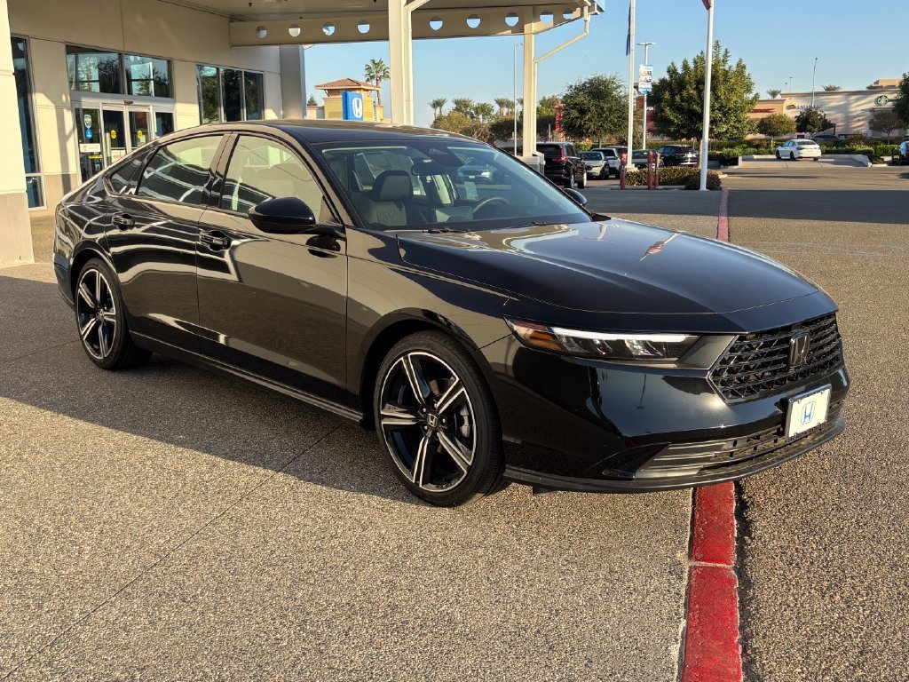 New 2026 Crystal Black Pearl Honda SE image 3