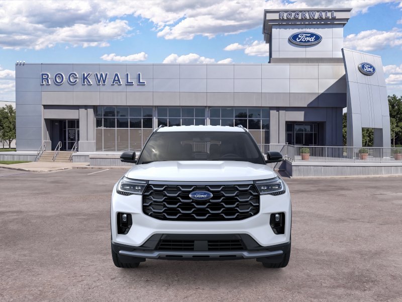 New 2026 Star White Metallic Tri-Coat Ford Platinum™ image 6