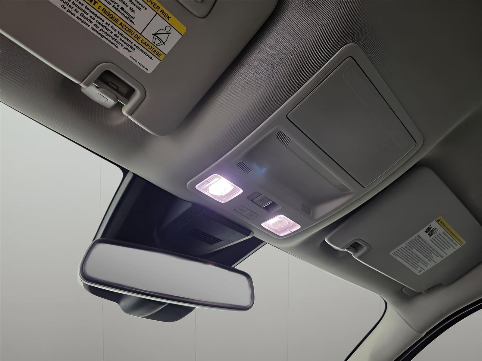 Used 2025 Oxford White Ford LARIAT image 46