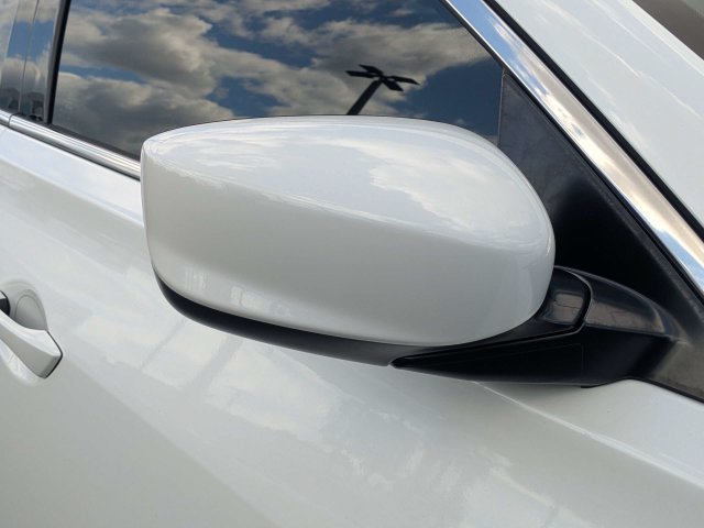 Used 2022 White Acura Premium and A-SPEC Packages image 10