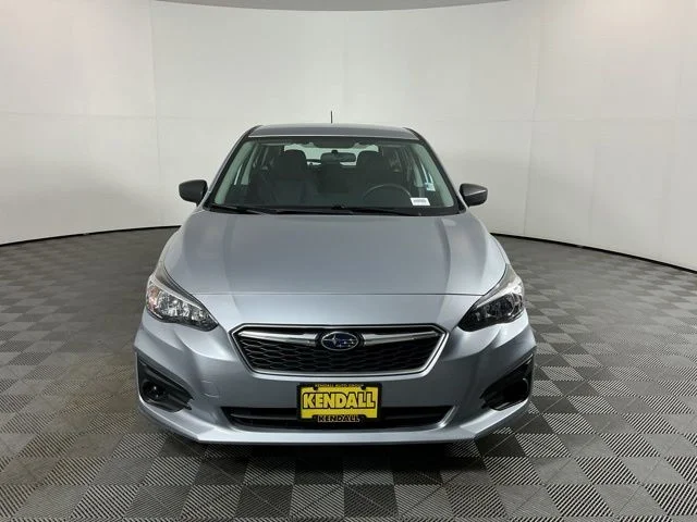 Used 2018 Silver Subaru 2.0i image 2
