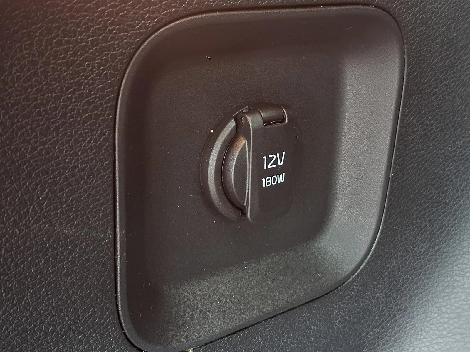 Used 2024 Everlasting Silver Kia EX image 26
