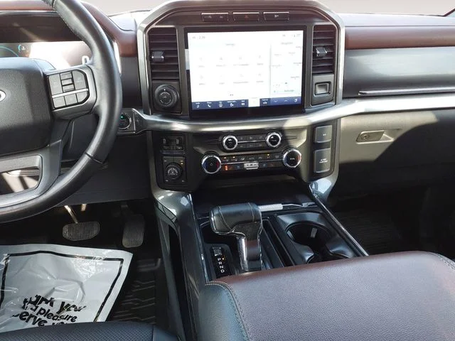 Used 2023 Agate Black Metallic Ford Lariat image 11