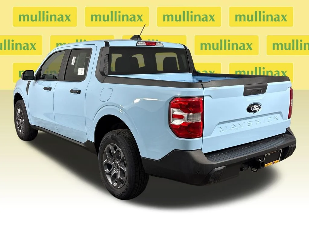 New 2026 Blue Ford XLT image 10