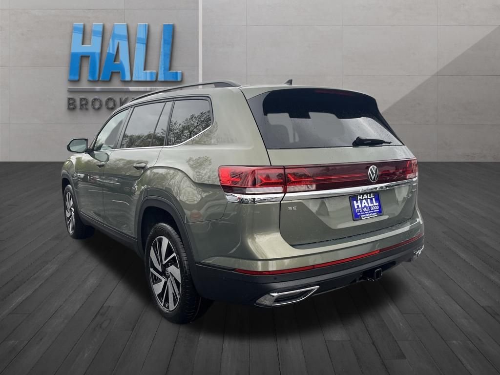New 2026 Green Volkswagen 2.0T SE w/Technology image 3