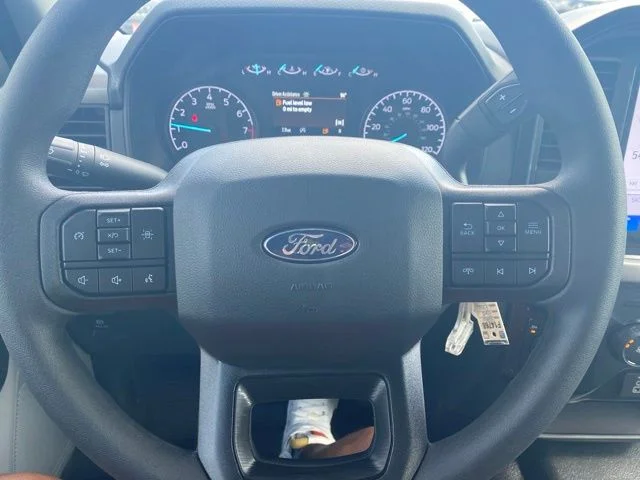 New 2026 Oxford White Ford XL image 16