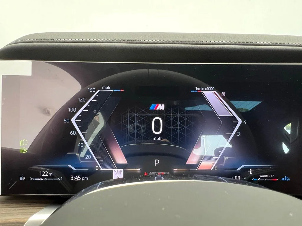 New 2026 Oxide Grey Metallic BMW 760i xDrive image 16