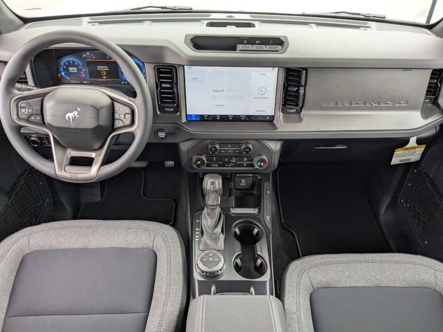 2025 Ford Bronco 4-Door Base - Photo 14